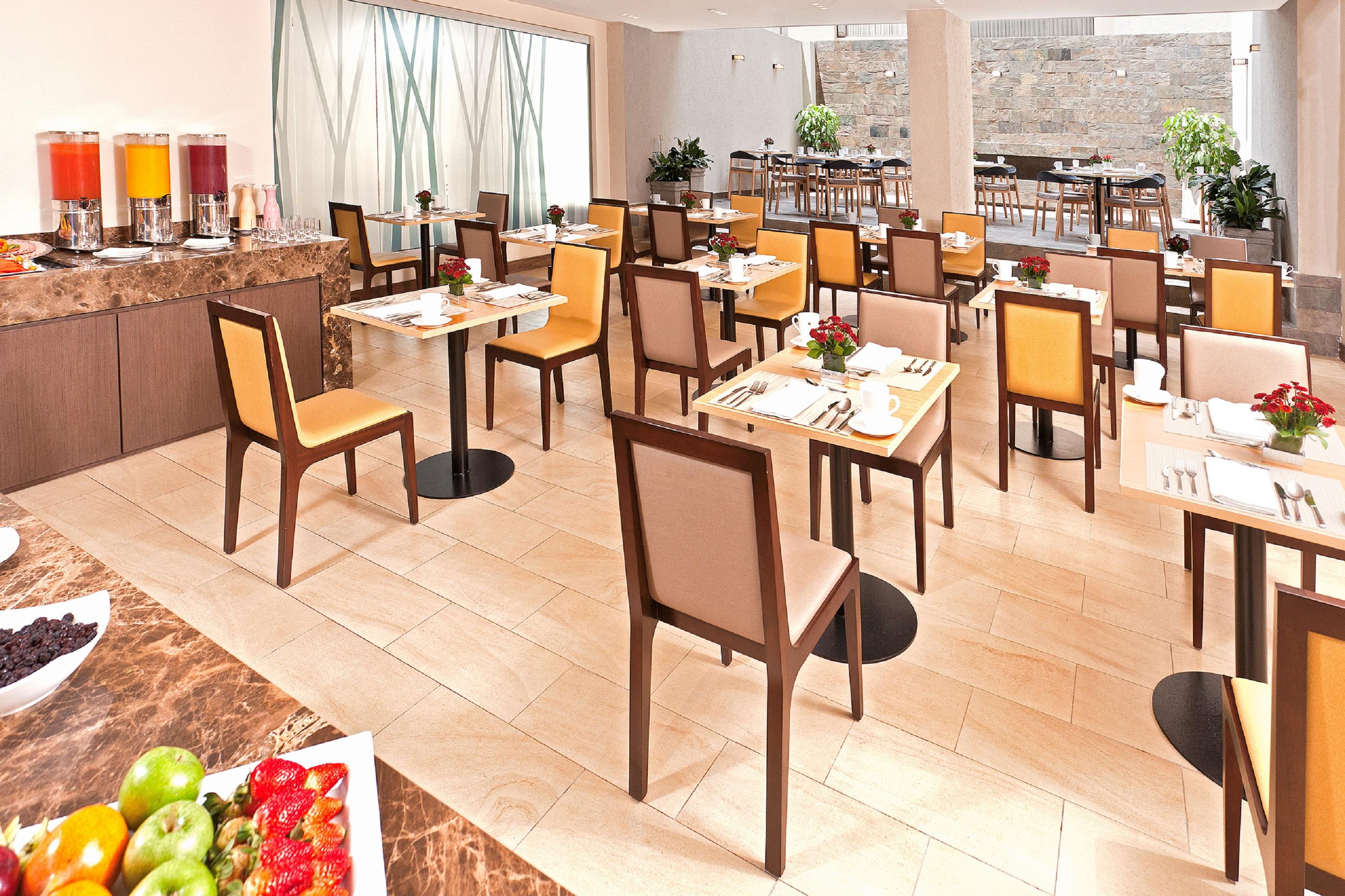 Hotel Estelar Calle 100 Богота Ресторан фото